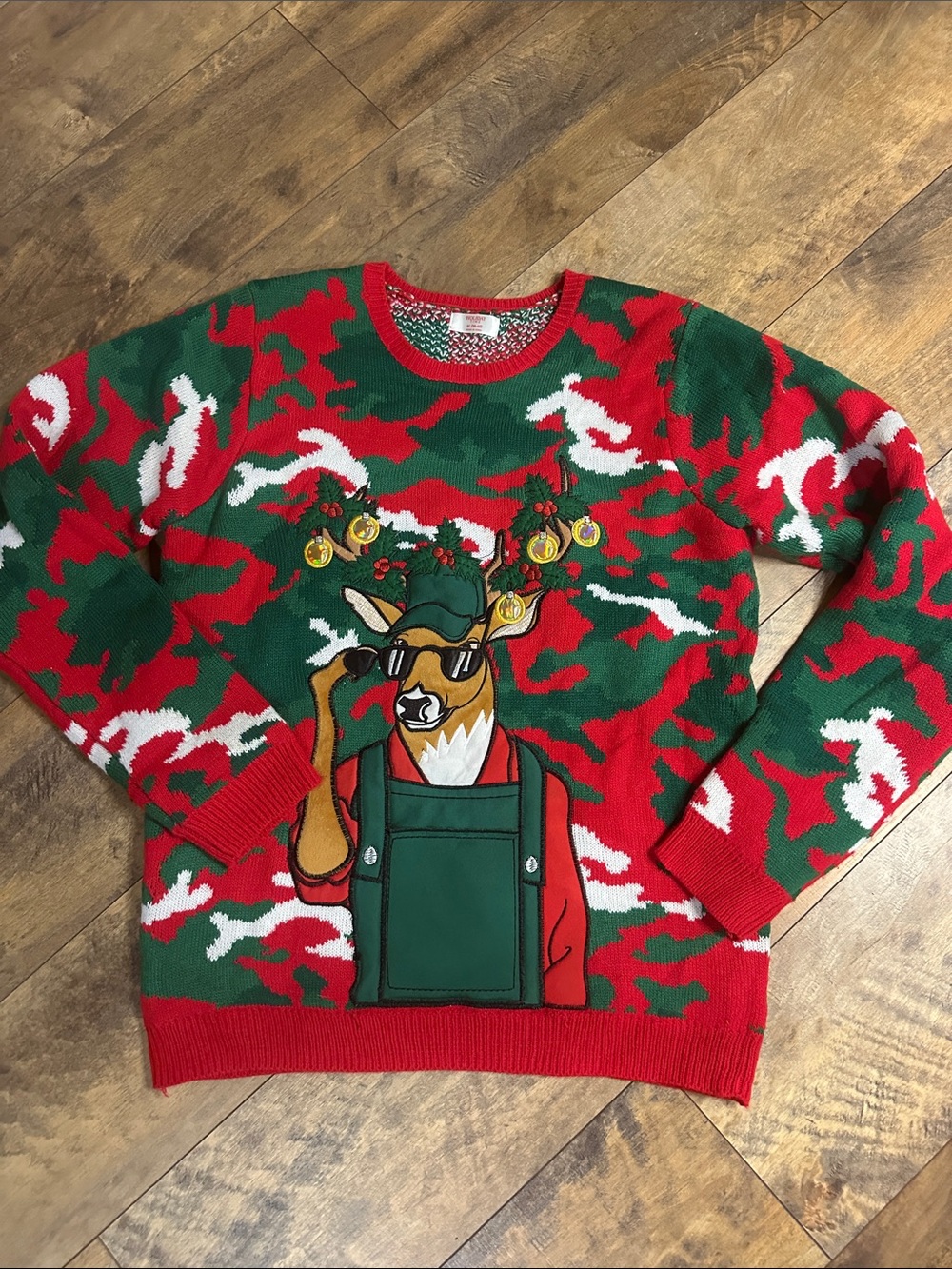 HOLIDAY TIME Men's Red & Green Camo Reindeer Knit Ugly Christmas Sweater, Size M